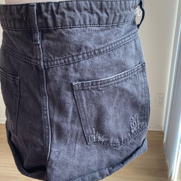 Black high waisted distress shorts - Picture 7 of 8